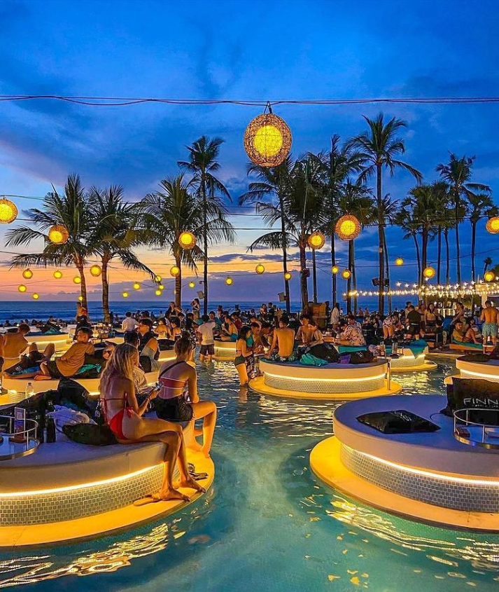 Pigee Finns Bali